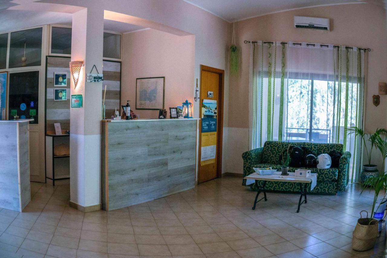 Hotel L'Oleandro Villasimius Exteriér fotografie