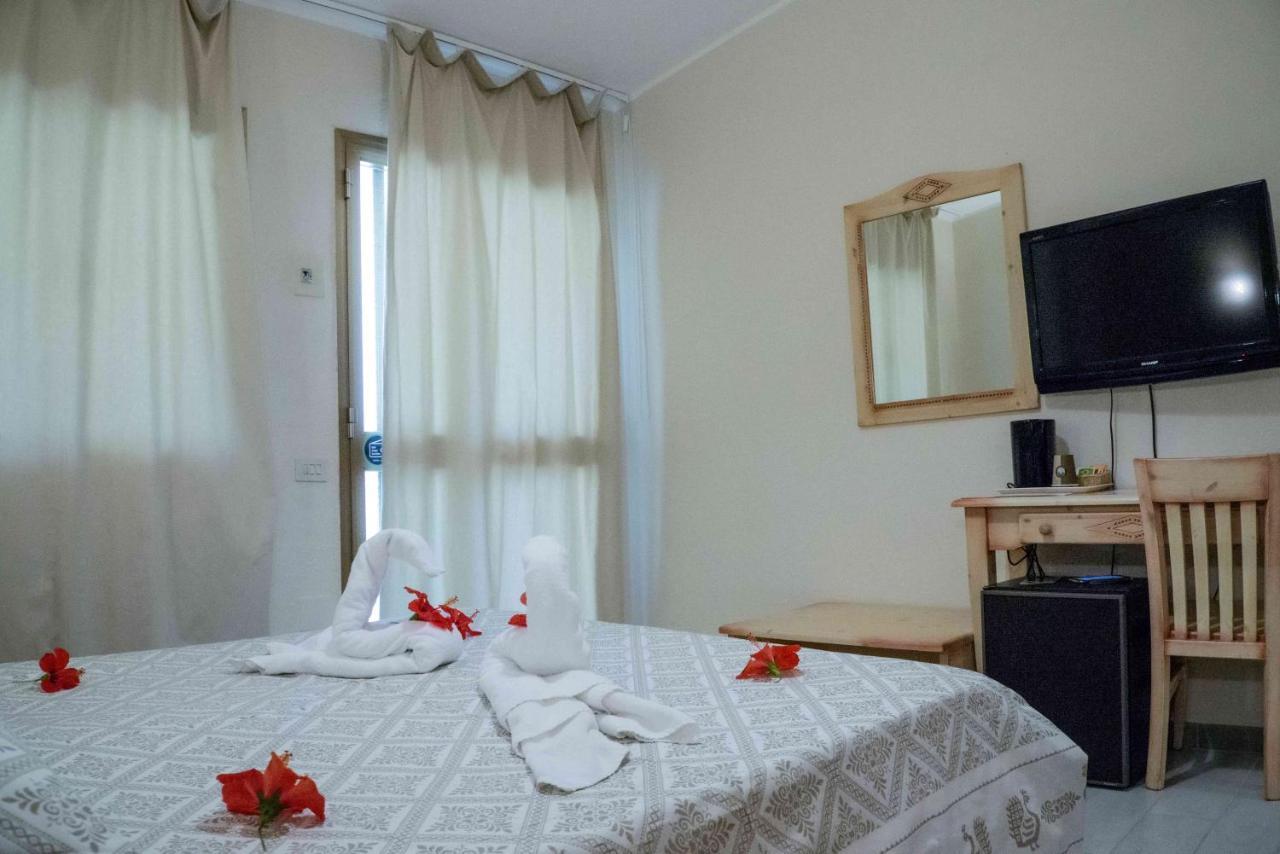 Hotel L'Oleandro Villasimius Exteriér fotografie